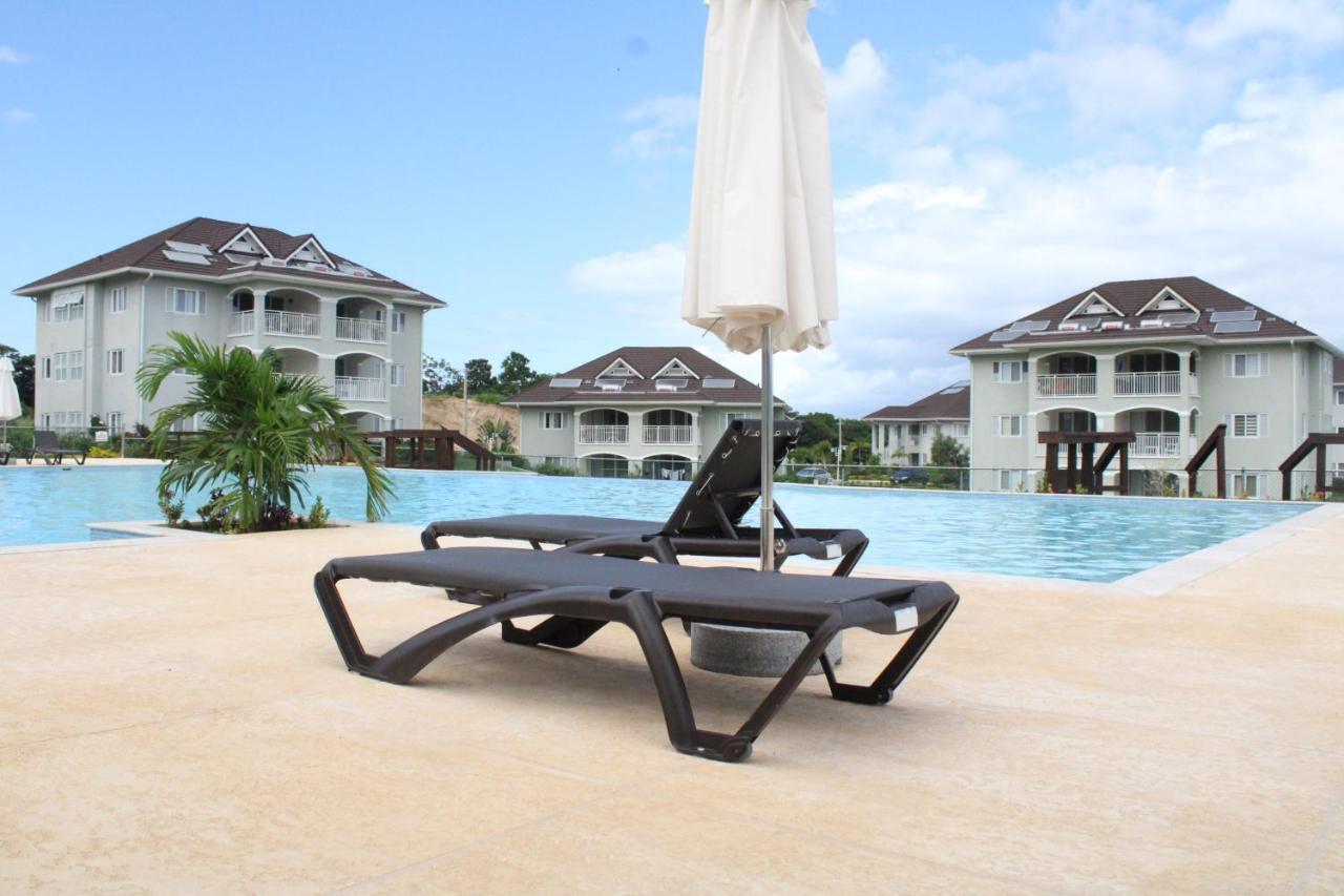 Cozy Getaway Aparthotel Priory Exterior foto